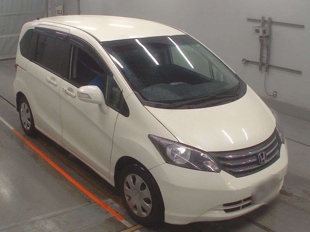 HONDA FREED