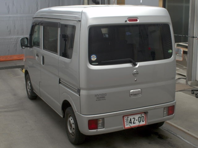 NISSAN NV100 CLIPPER