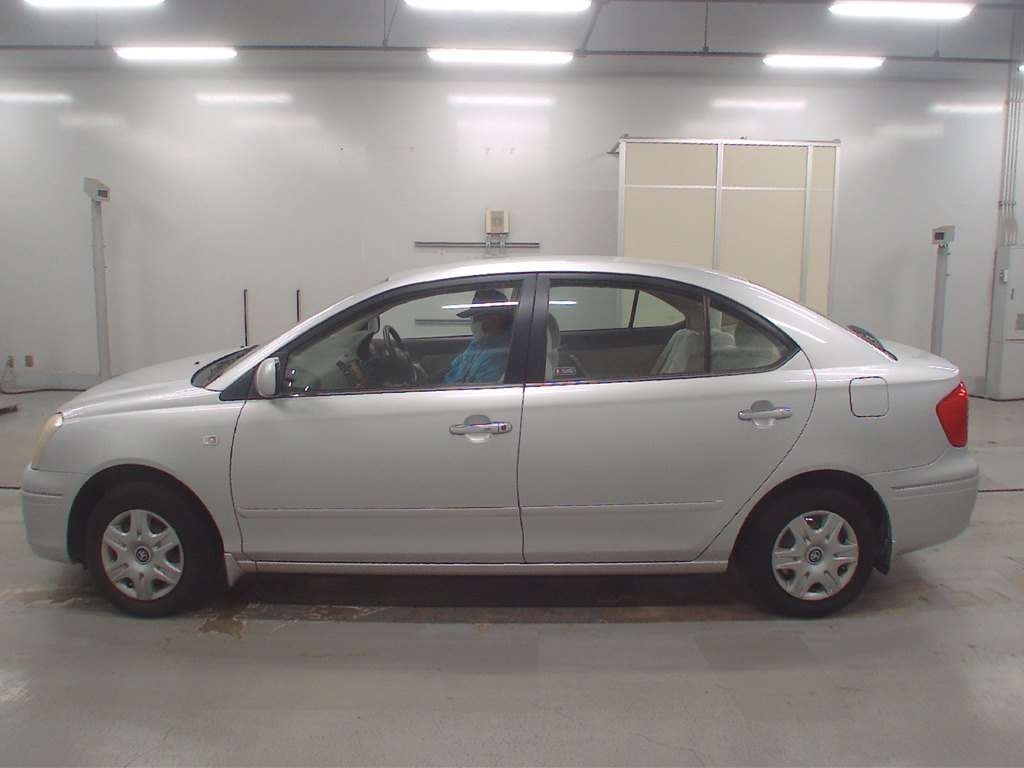 TOYOTA PREMIO