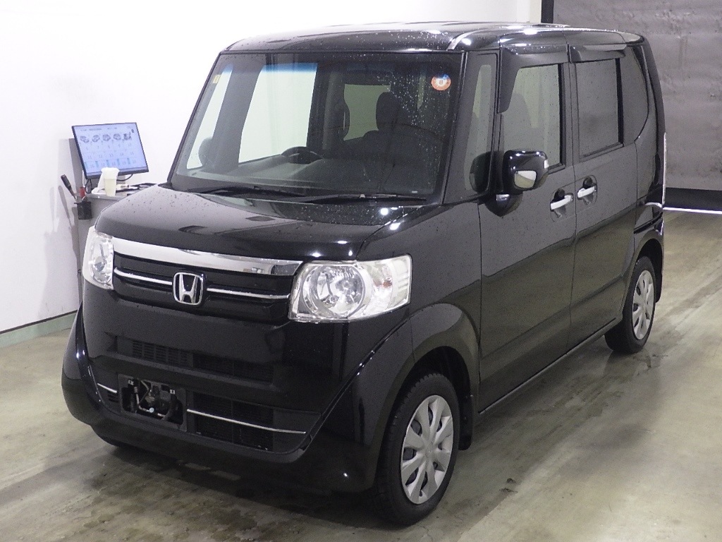 HONDA N-BOX