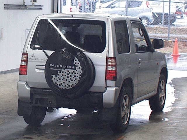 MITSUBISHI PAJERO MINI