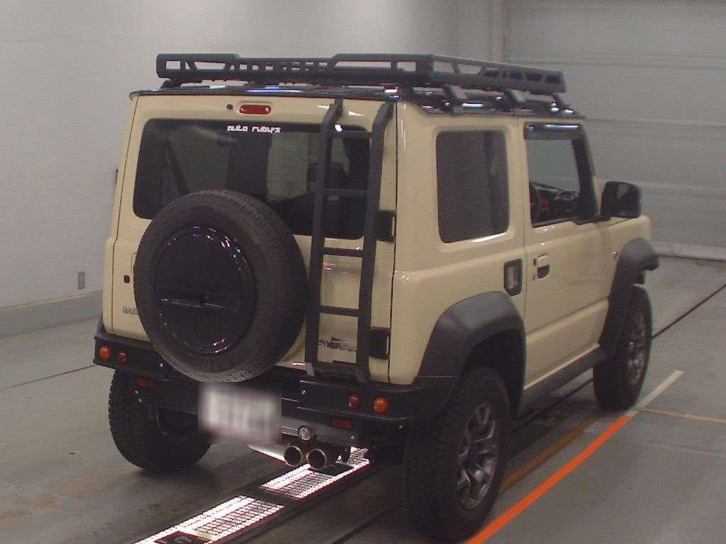 SUZUKI JIMNY SIERRA