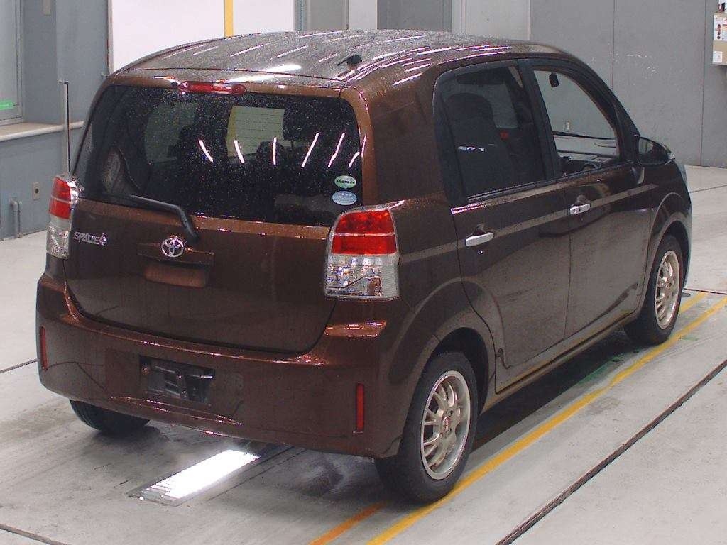 TOYOTA SPADE