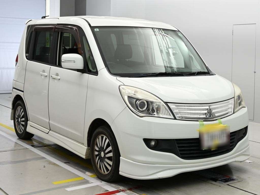 MITSUBISHI DELICA D:2