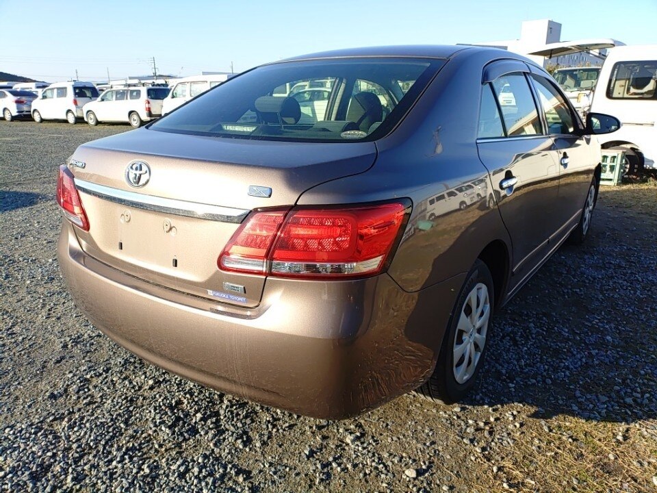 TOYOTA PREMIO