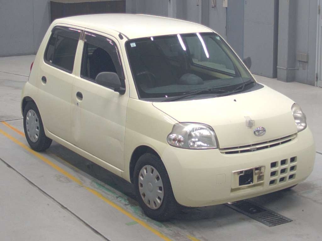 DAIHATSU ESSE