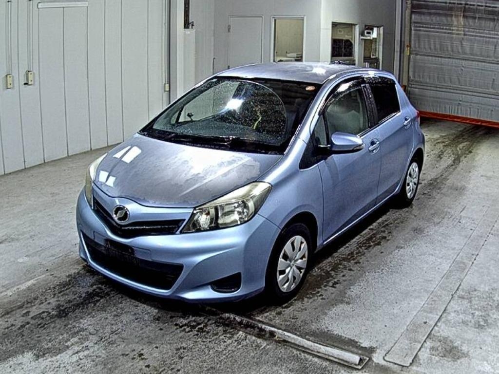 TOYOTA VITZ