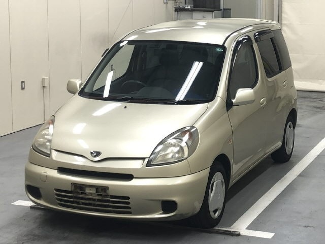 TOYOTA FUNCARGO