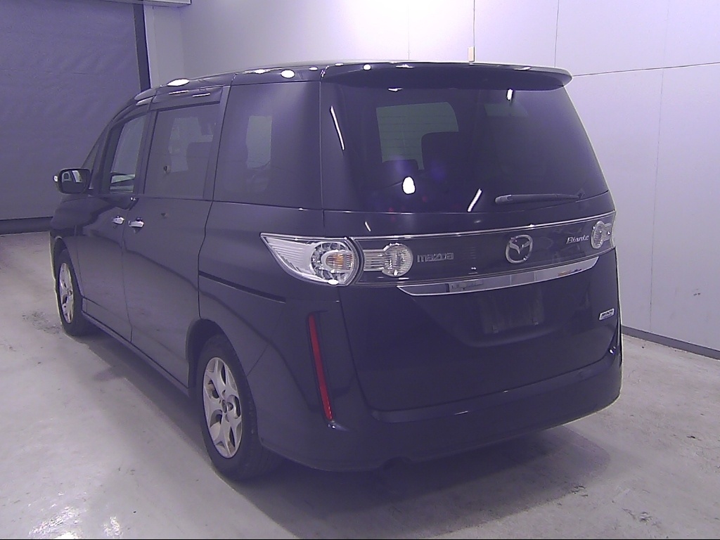 MAZDA BIANTE