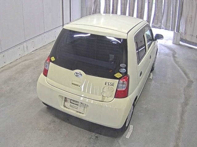 DAIHATSU ESSE