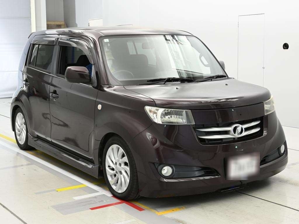 TOYOTA BB