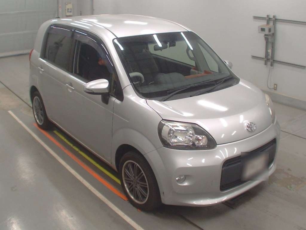 TOYOTA PORTE