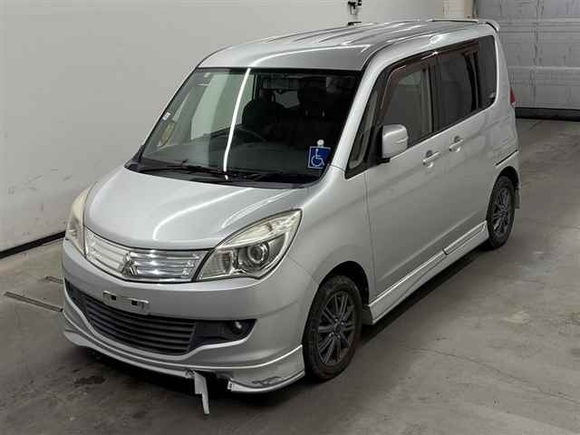 MITSUBISHI DELICA D:2