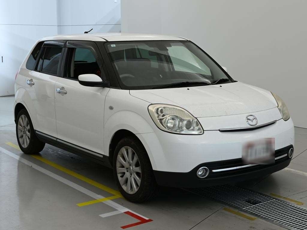 MAZDA VERISA