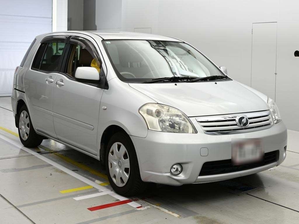 TOYOTA RAUM