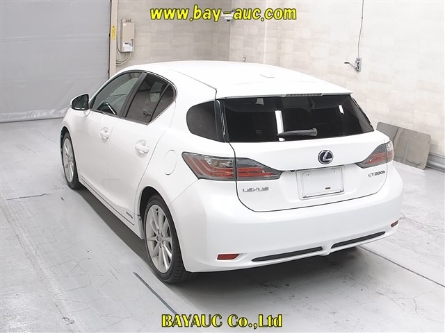 LEXUS CT200H