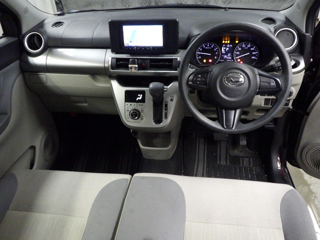 DAIHATSU CAST