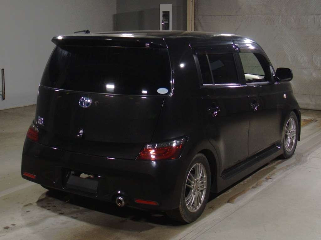 TOYOTA BB