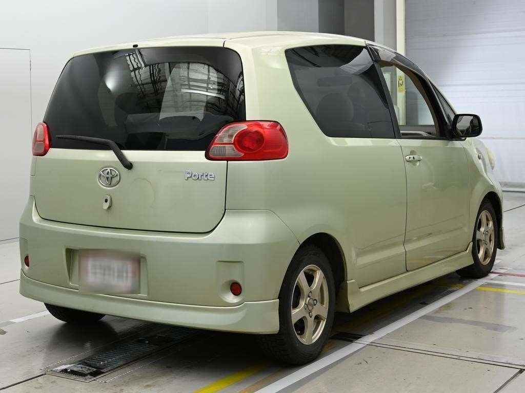 TOYOTA PORTE