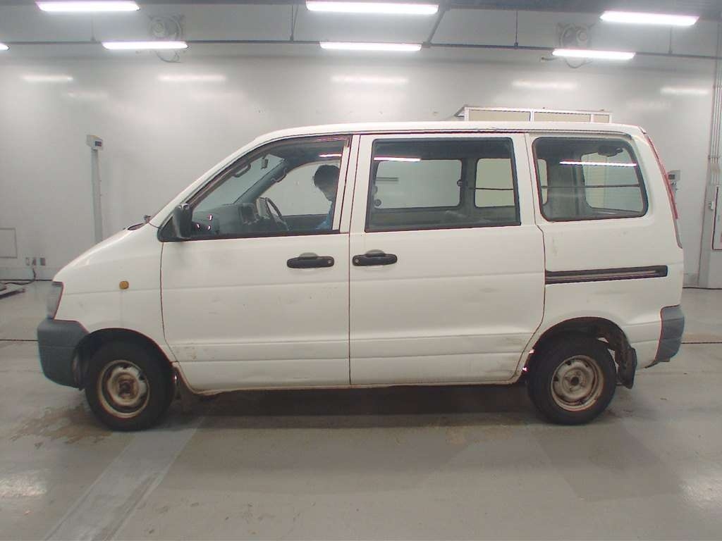 TOYOTA LITE ACE