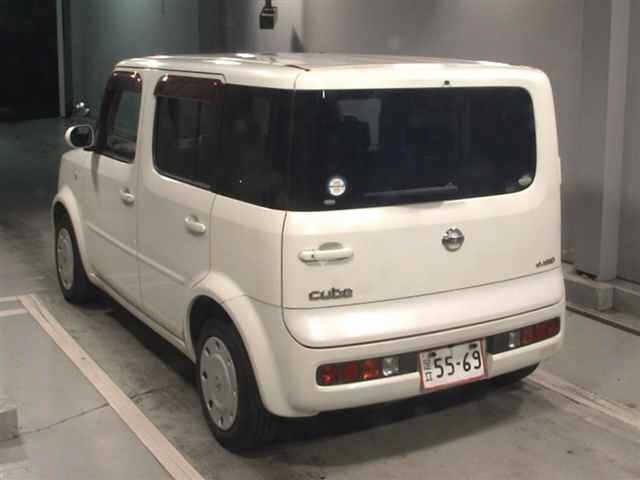 NISSAN CUBE