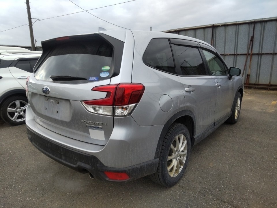 SUBARU FORESTER