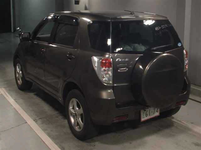 TOYOTA RUSH