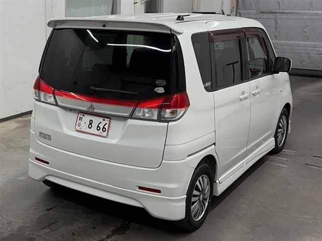 MITSUBISHI DELICA D:2