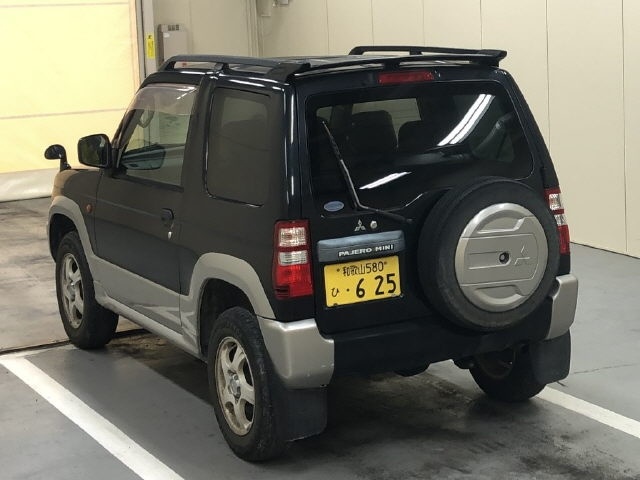 MITSUBISHI PAJERO MINI