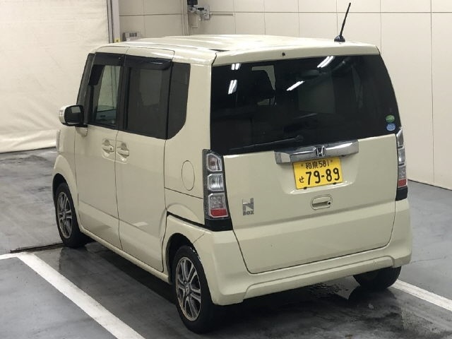 HONDA N-BOX