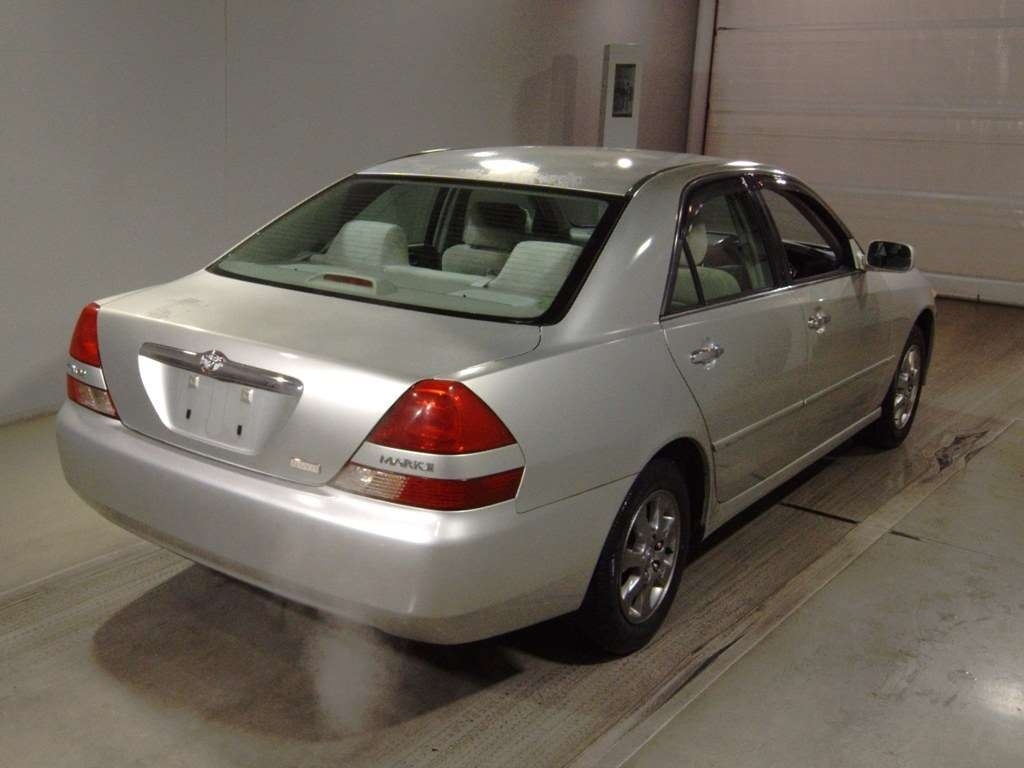 TOYOTA MARK II