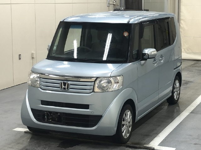 HONDA N-BOX