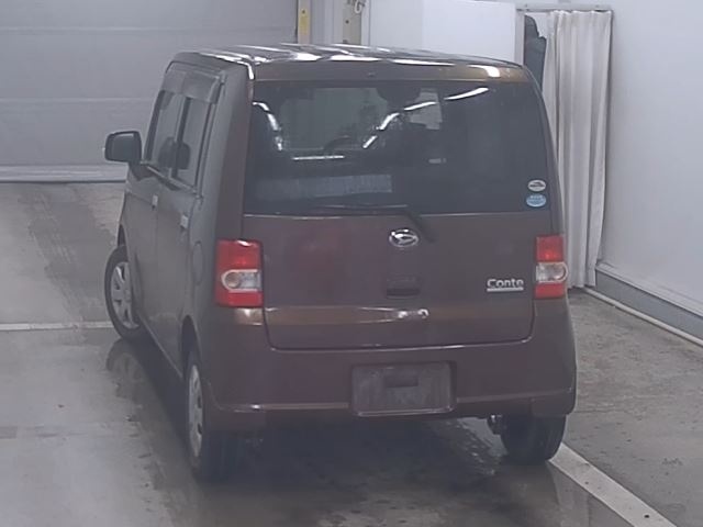 DAIHATSU MOVE CONTE