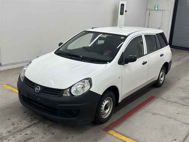 NISSAN AD