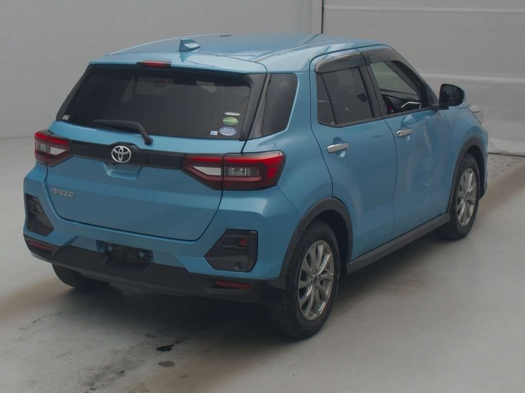 TOYOTA RAIZE