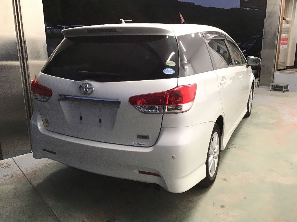 TOYOTA WISH