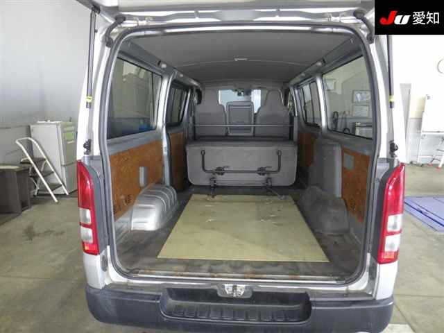 TOYOTA REGIUS ACE