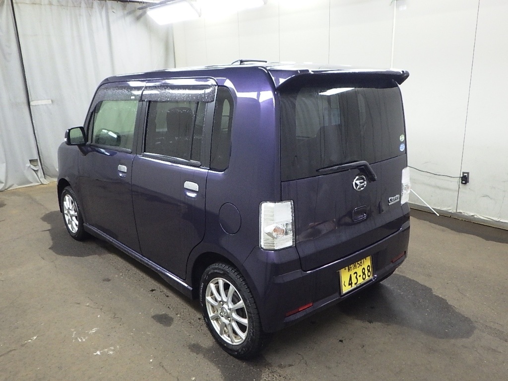 DAIHATSU MOVE CONTE