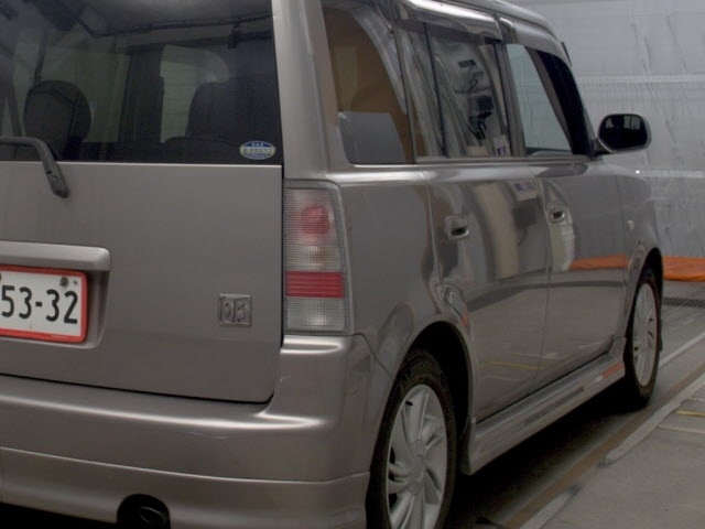 TOYOTA BB