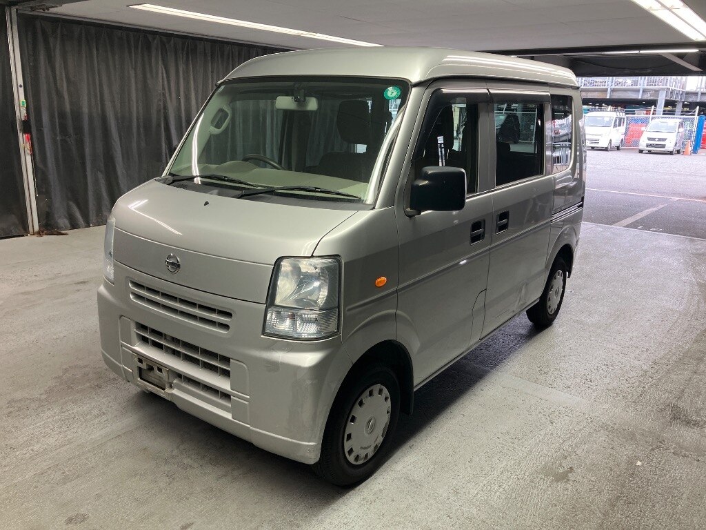 NISSAN NV100 CLIPPER