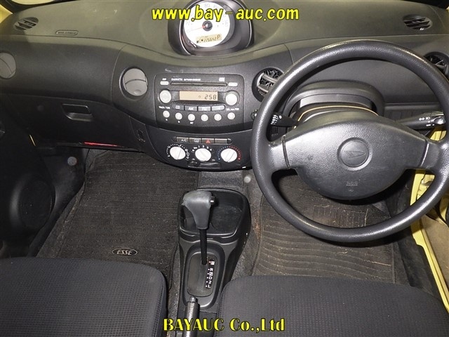 DAIHATSU ESSE
