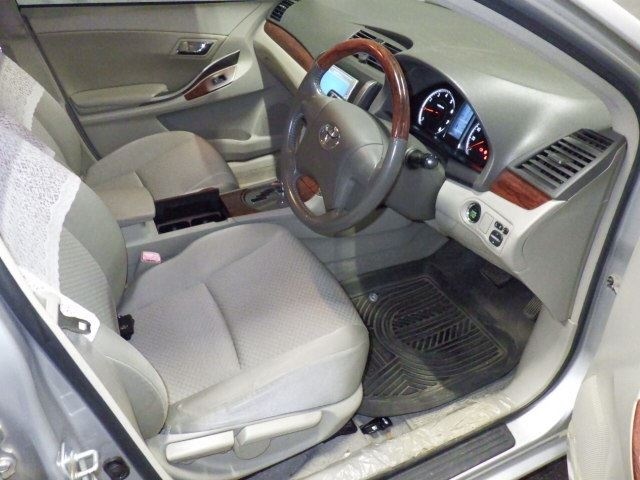 TOYOTA PREMIO