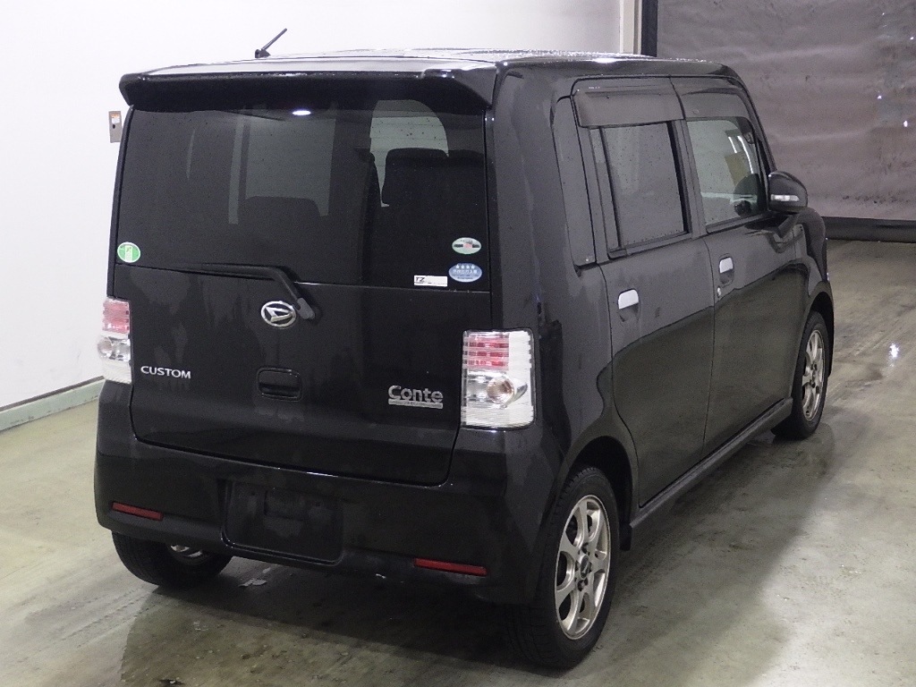 DAIHATSU MOVE CONTE