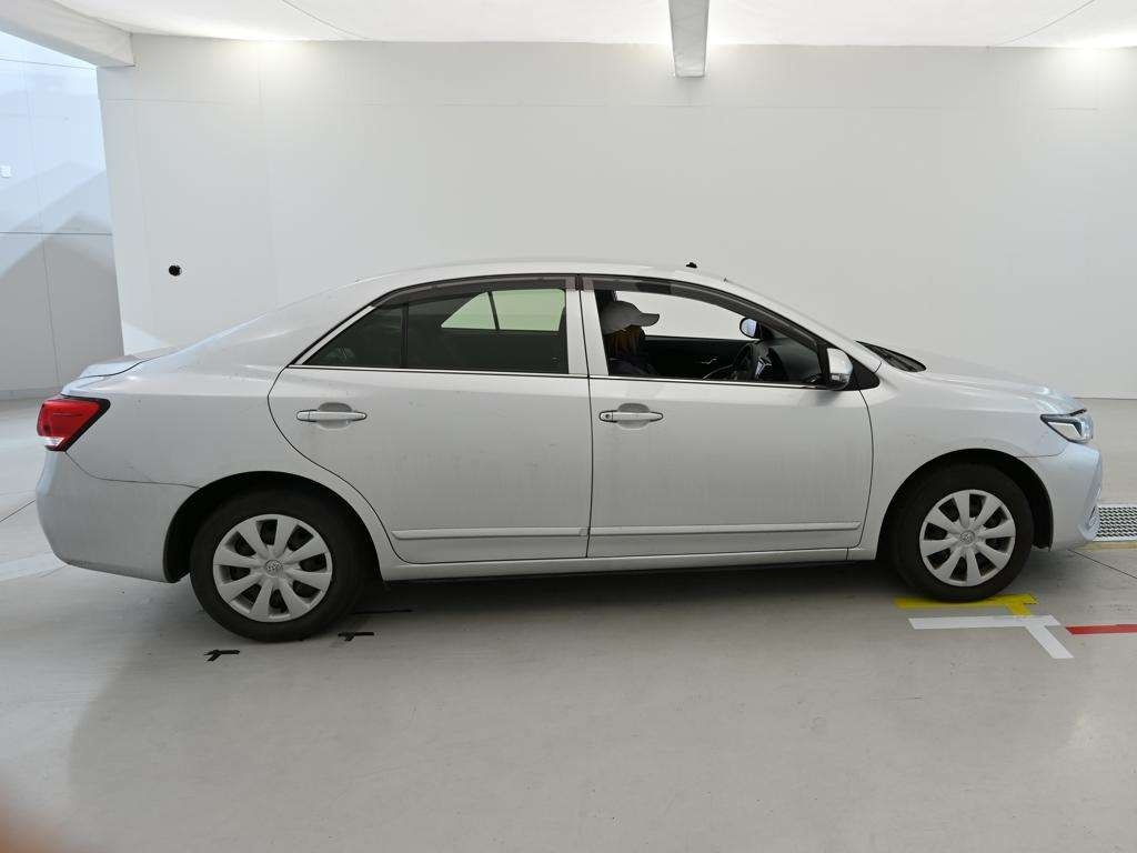 TOYOTA PREMIO