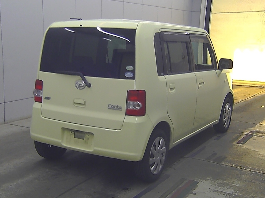 DAIHATSU MOVE CONTE