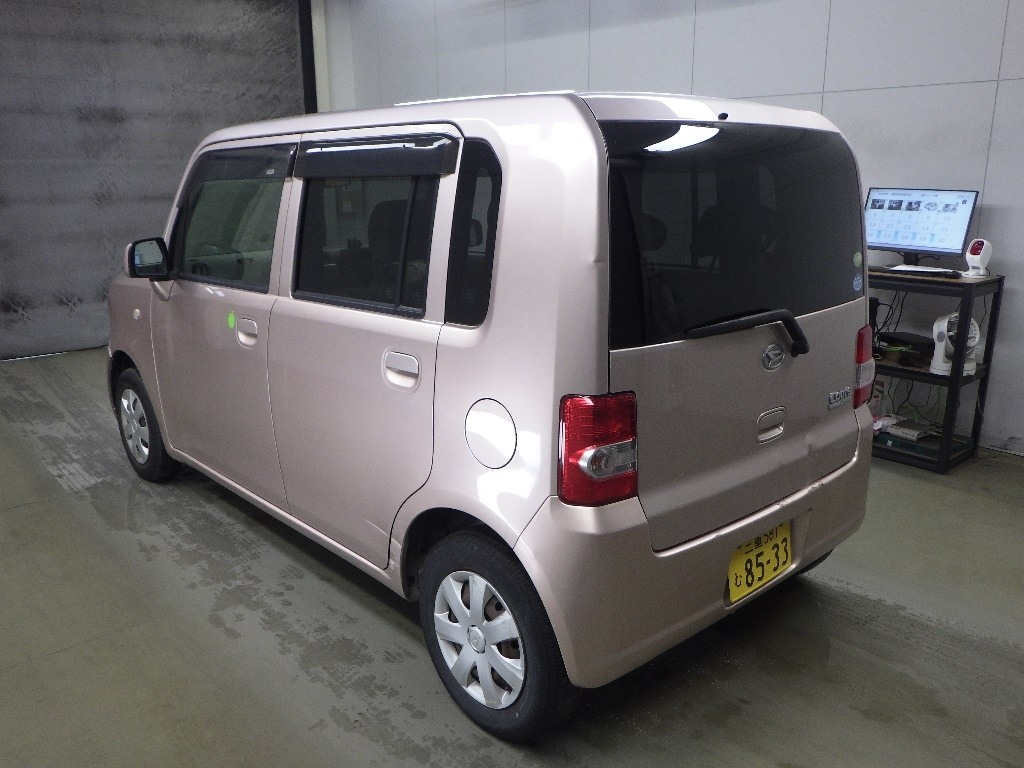 DAIHATSU MOVE CONTE