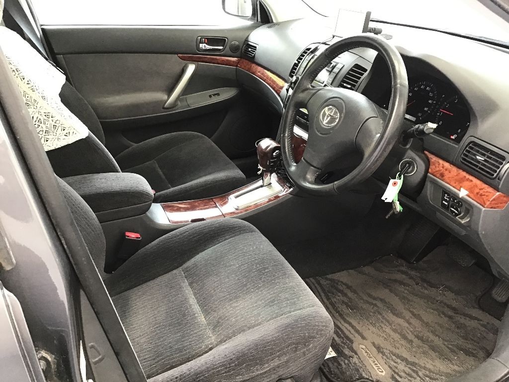 TOYOTA PREMIO