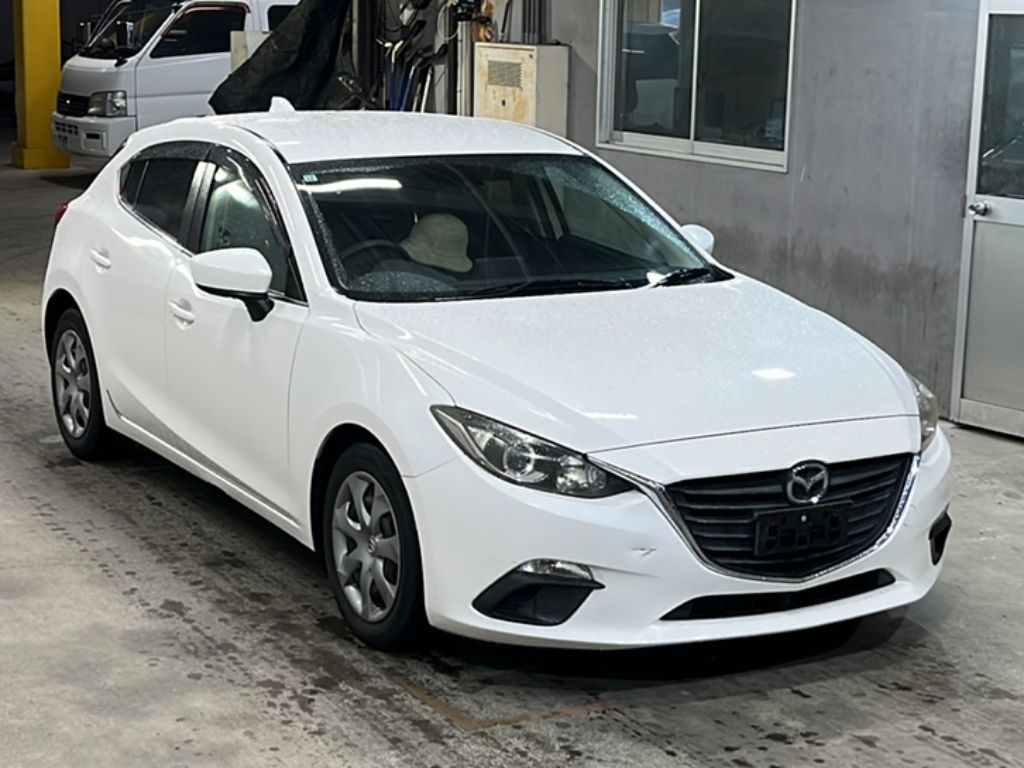 MAZDA AXELA