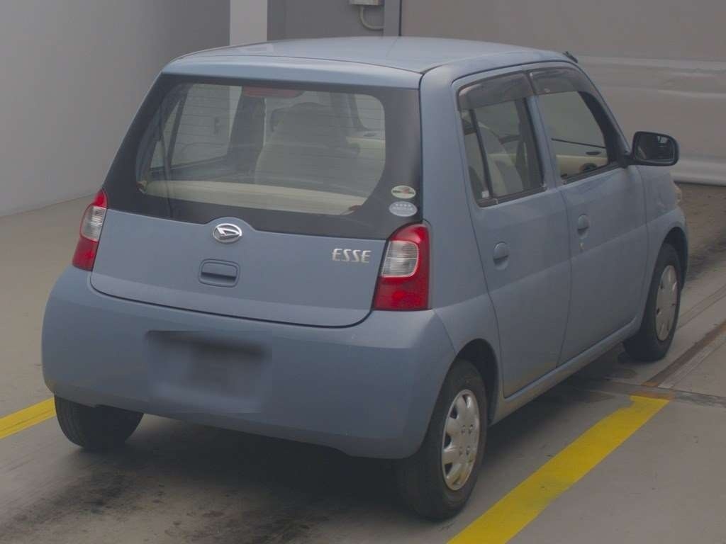 DAIHATSU ESSE