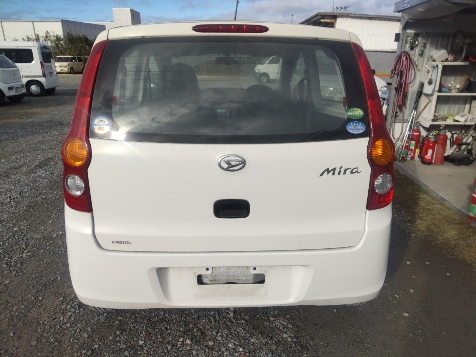 DAIHATSU MIRA